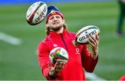 24 July 2021; Jonny Hill of British and Irish Lions juggles rugby balls during the warm-up before the first test of the British and Irish Lions tour match between South Africa and British and Irish Lions at Cape Town Stadium in Cape Town, South Africa. Photo by Ashley Vlotman/Sportsfile