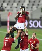 24 July 2021; Maro Itoje of the British and Irish Lions wins a lineout during the first test of the British and Irish Lions tour match between South Africa and British and Irish Lions at Cape Town Stadium in Cape Town, South Africa. Photo by Ashley Vlotman/Sportsfile