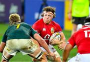 24 July 2021; Hamish Watson of British and Irish Lions takes on Pieter Steph du Toit of South Africa during the first test of the British and Irish Lions tour match between South Africa and British and Irish Lions at Cape Town Stadium in Cape Town, South Africa. Photo by Ashley Vlotman/Sportsfile
