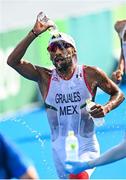 26 July 2021; Crisanto Grajales of Mexico during the men's triathlon at the Odaiba Marine Park during the 2020 Tokyo Summer Olympic Games in Tokyo, Japan. Photo by Ramsey Cardy/Sportsfile