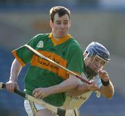 21 February 2004; Alan T O'Brien, Newtownshandrum, in action against Niall Bergin, O'Loughlin Gaels. AIB All-Ireland Club Hurling Semi-Final Replay, O'Loughlin Gaels v Newtownshandrum, Semple Stadium, Thurles, Co. Tipperary. Picture credit; Damien Eagers / SPORTSFILE *EDI*