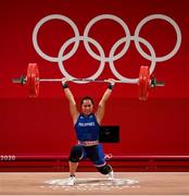 26 July 2021; Hidilyn Diaz of Philippines sets a new Olympic record of lifting 127kg in the clean and jerk during the women's 55kg group A weightlifting final at the Tokyo Internarional Forum during the 2020 Tokyo Summer Olympic Games in Tokyo, Japan. Photo by Brendan Moran/Sportsfile