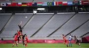 27 July 2021; Scott Curry of New Zealand takes possession from a lineout during the Men's Rugby Sevens quarter-final match between New Zealand and Canada at the Tokyo Stadium during the 2020 Tokyo Summer Olympic Games in Tokyo, Japan. Photo by Stephen McCarthy/Sportsfile