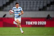 27 July 2021; Marcos Moneta of Argentina on his way to scoring his side's first try during the Men's Rugby Sevens quarter-final match between South Africa and Argentina at the Tokyo Stadium during the 2020 Tokyo Summer Olympic Games in Tokyo, Japan. Photo by Stephen McCarthy/Sportsfile