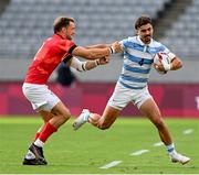 28 July 2021; Ignacio Mendy of Argentina in action against Harry Glover of Great Britain during the Men's Rugby Sevens bronze medal match between Great Britain and Argentina at the Tokyo Stadium during the 2020 Tokyo Summer Olympic Games in Tokyo, Japan. Photo by Ramsey Cardy/Sportsfile