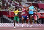 5 August 2021; Steven Gardiner of Bahamas, right, leads Michael Norman of USA, centre, and Christopher Taylor of Jamaica on his way to winning the final of the men's 400 metres at the Olympic Stadium on day 13 during the 2020 Tokyo Summer Olympic Games in Tokyo, Japan. Photo by Stephen McCarthy/Sportsfile
