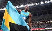 5 August 2021; Steven Gardiner of Bahamas reacts after winning the gold medal in the men's 400 metres final at the Olympic Stadium on day 13 during the 2020 Tokyo Summer Olympic Games in Tokyo, Japan. Photo by Stephen McCarthy/Sportsfile