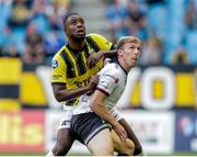 5 August 2021; David McMillan of Dundalk in action against Riechedly Bazoer of Vitesse during the UEFA Europa Conference League third qualifying round first leg match between Vitesse and Dundalk at GelreDome in Arnhem, Netherlands. Photo by Broer van den Boom/Sportsfile