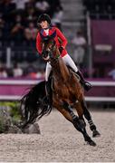 6 August 2021; Jessica Springsteen of the United States riding Don Juan Van De Donkhoeve during the jumping team qualifier at the Equestrian Park during the 2020 Tokyo Summer Olympic Games in Tokyo, Japan. Photo by Brendan Moran/Sportsfile