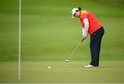 7 August 2021; Shanshan Feng of China putts on the 18th green during round four of the women's individual stroke play at the Kasumigaseki Country Club during the 2020 Tokyo Summer Olympic Games in Kawagoe, Saitama, Japan. Photo by Stephen McCarthy/Sportsfile