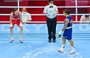 8 August 2021; Kellie Harrington of Ireland, left, reacts after being announced as the winner in her lightweight final bout with Beatriz Ferreira of Brazil at the Kokugikan Arena during the 2020 Tokyo Summer Olympic Games in Tokyo, Japan. Photo by Brendan Moran/Sportsfile