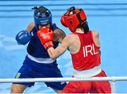 8 August 2021; Kellie Harrington of Ireland, right, and Beatriz Ferreira of Brazil during their women's lightweight final bout at the Kokugikan Arena during the 2020 Tokyo Summer Olympic Games in Tokyo, Japan. Photo by Brendan Moran/Sportsfile