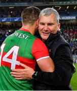 14 August 2021; Mayo manager James Horan celebrates with Aidan O'Shea after their side's victory in the GAA Football All-Ireland Senior Championship semi-final match between Dublin and Mayo at Croke Park in Dublin. Photo by Piaras Ó Mídheach/Sportsfile