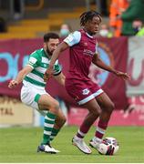 15 August 2021; Jordan Adeyemo of Drogheda United /oaa/ Roberto Lopes of Shamrock Rovers during the SSE Airtricity League Premier Division match between Drogheda United and Shamrock Rovers at Head in the Game Park in Drogheda, Louth. Photo by Michael P Ryan/Sportsfile