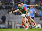 14 August 2021; Brendan Harrison of Mayo in action against Cormac Costello of Dublin during the GAA Football All-Ireland Senior Championship semi-final match between Dublin and Mayo at Croke Park in Dublin. Photo by Piaras Ó Mídheach/Sportsfile