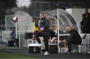 20 August 2021; Dundalk head coach Vinny Perth during the SSE Airtricity League Premier Division match between Dundalk and Drogheda United at Oriel Park in Dundalk, Louth. Photo by Stephen McCarthy/Sportsfile