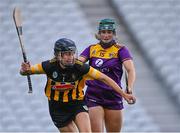 21 August 2021; Kilkenny goalkeeper Aoife Norris in action against Joanne Dillon of Wexford during the All-Ireland Senior Camogie Championship quarter-final match between Kilkenny and Wexford at Páirc Uí Chaoimh in Cork. Photo by Piaras Ó Mídheach/Sportsfile