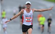 21 August 2021; Ollie Garrod of South London Harriers, England, competing in the Irish National 50 kilometre and 100 kilometre Championships, incorporating the Anglo Celtic Plate, at Mondello Park in Naas, Kildare. Photo by Brendan Moran/Sportsfile