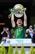 28 August 2021; Meath captain Liam Kelly lifts the Tom Markham Cup after the Electric Ireland GAA Football All-Ireland Minor Championship Final match between Meath and Tyrone at Croke Park in Dublin. Photo by Piaras Ó Mídheach/Sportsfile