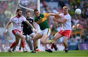 28 August 2021; Seán O'Shea of Kerry in action against Ronan McNamee, left, and Michael O'Neill of Tyrone during the GAA Football All-Ireland Senior Championship semi-final match between Kerry and Tyrone at Croke Park in Dublin. Photo by Stephen McCarthy/Sportsfile