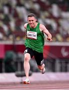 29 August 2021; Jason Smyth of Ireland on his way to winning the T13 Men's 100 metre final at the Olympic Stadium on day five during the Tokyo 2020 Paralympic Games in Tokyo, Japan. Photo by Sam Barnes/Sportsfile