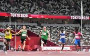 29 August 2021; Jason Smyth of Ireland, cente,  on his way to winning the T13 Men's 100 metre final ahead of Skander Djamil Athmani of Algeria,second from left, who finished second, at the Olympic Stadium on day five during the Tokyo 2020 Paralympic Games in Tokyo, Japan. Photo by Sam Barnes/Sportsfile