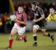 27 February 2004; Rob Henderson, Munster, in action against Neath Swansea. Celtic League 2003-2004, Division 1, Munster v Neath Swansea, Musgrave Park, Cork. Picture credit; Damien Eagers / SPORTSFILE *EDI*