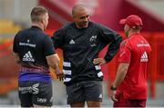 4 September 2021; Simon Zebo, centre, with Rory Scannell and defence coach JP Ferreira challenge match between Munster XV Red and Munster XV Grey at Thomond Park in Limerick. Photo by Brendan Moran/Sportsfile
