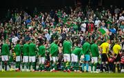 4 September 2021; Republic of Ireland supporters welcome the team out onto the pitch before the FIFA World Cup 2022 qualifying group A match between Republic of Ireland and Azerbaijan at the Aviva Stadium in Dublin. Photo by Seb Daly/Sportsfile