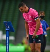 10 September 2021; Leinster captain Jonathan Sexton speaks with the virtual mascot before the Bank of Ireland Pre-Season Friendly match between Leinster and Harlequins at Aviva Stadium in Dublin. Photo by Harry Murphy/Sportsfile