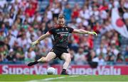 11 September 2021; Mayo goalkeeper Rob Hennelly takes a kick-out during the GAA Football All-Ireland Senior Championship Final match between Mayo and Tyrone at Croke Park in Dublin. Photo by Piaras Ó Mídheach/Sportsfile