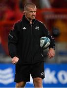 25 September 2021; Munster forwards coach Graham Rowntree during the warm-up before the United Rugby Championship match between Munster and Cell C Sharks at Thomond Park in Limerick. Photo by Piaras Ó Mídheach/Sportsfile