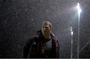 1 October 2021; Dundalk manager Vinny Perth leaves the pitch at half-time during the SSE Airtricity League Premier Division match between Finn Harps and Dundalk at Finn Park in Ballybofey, Donegal. Photo by Ramsey Cardy/Sportsfile