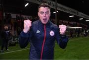1 October 2021; Shelbourne manager Ian Morris celebrates after the SSE Airtricity League First Division match between Shelbourne and Treaty United at Tolka Park in Dublin. Photo by Matt Browne/Sportsfile