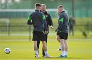 4 October 2021; Coach Alan Reynolds with Dawson Devoy, left, and Ross Tierney during a Republic of Ireland U21 training session at the FAI National Training Centre in Abbotstown in Dublin. Photo by Seb Daly/Sportsfile