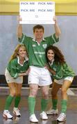 15 March 2004; Irish Rugby International Gordon D'Arcy with models Glenda Gilson, right, and Jenny Lee Masterson at the announcement of this year's 02 IRUPA Rugby Players Awards which will take place on the 18th May at the Burlington Hotel, Dublin. Picture credit; Damien Eagers / SPORTSFILE *EDI*