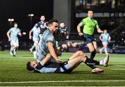 22 October 2021; Rónan Kelleher of Leinster is tackled by Rufus McClean of Glasgow Warriors on the way to scoring his side's first try during the United Rugby Championship match between Glasgow Warriors and Leinster at Scotstoun Stadium in Glasgow, Scotland. Photo by Harry Murphy/Sportsfile