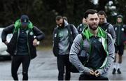 23 October 2021; Richie Towell of Shamrock Rovers arrives alongside team-mates before the SSE Airtricity League Premier Division match between Longford Town and Shamrock Rovers at Bishopsgate in Longford. Photo by Seb Daly/Sportsfile