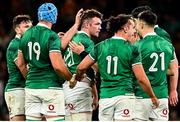 13 November 2021; Peter O’Mahony is congratulated by his Ireland team-mates after securing a turnover late on during the Autumn Nations Series match between Ireland and New Zealand at Aviva Stadium in Dublin. Photo by Brendan Moran/Sportsfile