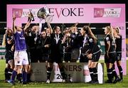 21 November 2021; Wexford Youths captain Kylie Murphy and team-mates celebrate with the cup following the 2021 EVOKE.ie FAI Women's Cup Final between Wexford Youths and Shelbourne at Tallaght Stadium in Dublin. Photo by Stephen McCarthy/Sportsfile