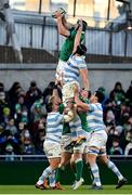 21 November 2021; Ryan Baird of Ireland takes possession in a lineout ahead of Tomas Lavanini of Argentina during the Autumn Nations Series match between Ireland and Argentina at Aviva Stadium in Dublin. Photo by Seb Daly/Sportsfile