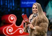 28 November 2021; Racegoer Courtney Austin from Belfast on day two of the Fairyhouse Winter Festival at Fairyhouse Racecourse in Ratoath, Meath. Photo by David Fitzgerald/Sportsfile