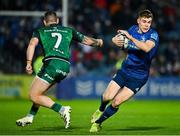 3 December 2021; Garry Ringrose of Leinster evades the tackle from Conor Oliver of Connacht during the United Rugby Championship match between Leinster and Connacht at the RDS Arena in Dublin. Photo by Sam Barnes/Sportsfile
