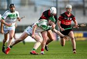 4 December 2021; Evan Shefflin of Shamrocks Ballyhale in action against Kevin McDonald, left, and Fiachra Fitzpatrick of Mount Leinster Rangers during the AIB Leinster GAA Hurling Senior Club Championship Quarter-Final match between Mount Leinster Rangers and Shamrocks Ballyhale at Netwatch Cullen Park in Carlow. Photo by Piaras Ó Mídheach/Sportsfile