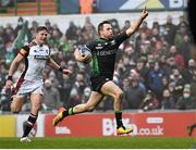 19 December 2021; Jack Carty of Connacht celebrates on his way to scoring his side's second try during the Heineken Champions Cup Pool B match between Leicester Tigers and Connacht at Mattioli Woods Welford Road in Leicester, England. Photo by Harry Murphy/Sportsfile