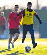 17 January 2022; Ben McCormack and Sam Curtis, behind, during a St Patrick's Athletic training session at Ballyoulster United Football Club in Kildare. Photo by Piaras Ó Mídheach/Sportsfile