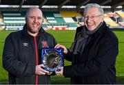 26 January 2022; SWI president Tony O'Donoghue presents the Website of the Year award to Gavin McLaughlin of Dundalk during the SSE Airtricity / SWI Personality of the Year Awards 2021 at Tallaght Stadium in Dublin. Photo by Piaras Ó Mídheach/Sportsfile