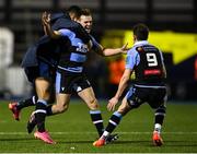 29 January 2022; Jarrod Evans of Cardiff, centre, celebrates with teammates after scoring the winning penalty during the United Rugby Championship match between Cardiff and Leinster at Cardiff Arms Park in Cardiff, Wales. Photo by Harry Murphy/Sportsfile