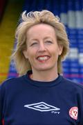 7 April 2004; Katie Bowe, Personal Trainer, Shelbourne. Tolka Park, Dublin. Picture credit; David Maher / SPORTSFILE *EDI*