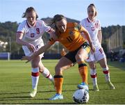 16 February 2022; Katie McCabe of Republic of Ireland in action against Karolina Gec, left, and Weronika Zawistowska of Poland during the Pinatar Cup match between Republic of Ireland and Poland at La Manga in Murcia, Spain. Photo by Silvestre Szpylma/Sportsfile
